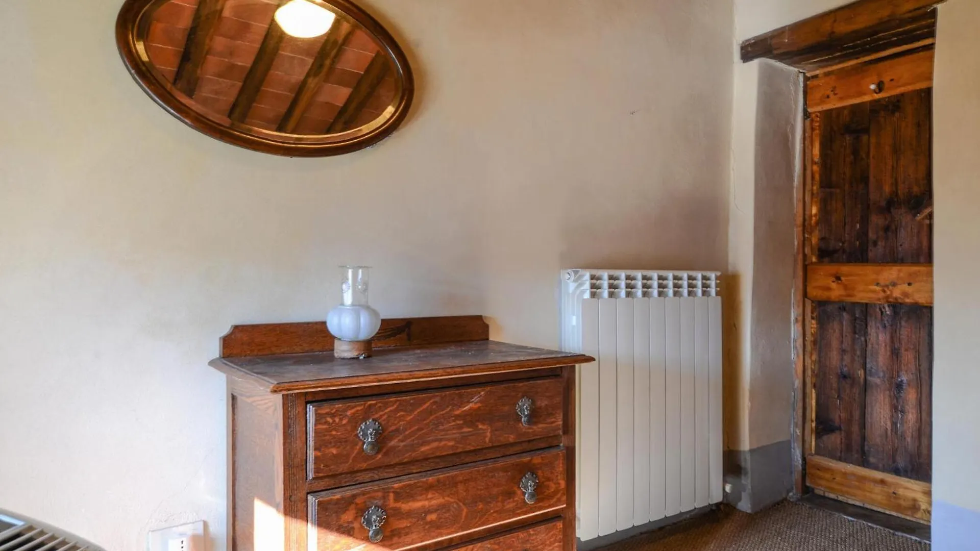 3 Bedroom Gorgeous Home In San Cassiano Di Contro Cocciglia 0*,  Italien