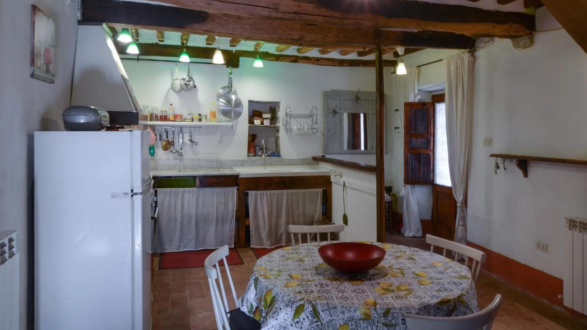 Feriehus 3 Bedroom Gorgeous Home In San Cassiano Di Contro Cocciglia
